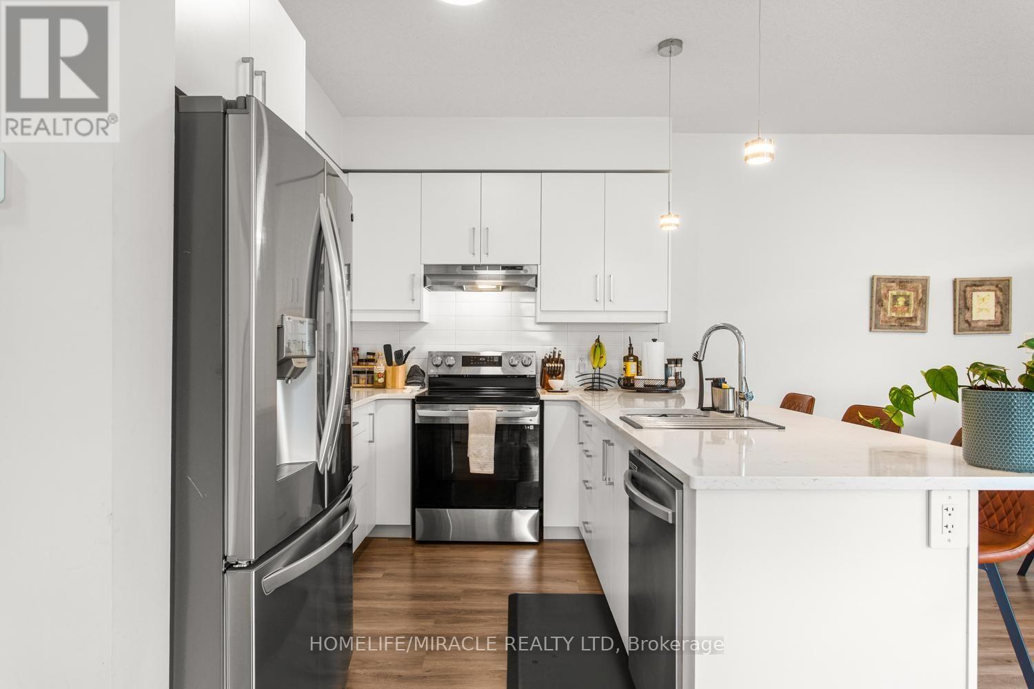#38 3635 SOUTHBRIDGE AVENUE - 16