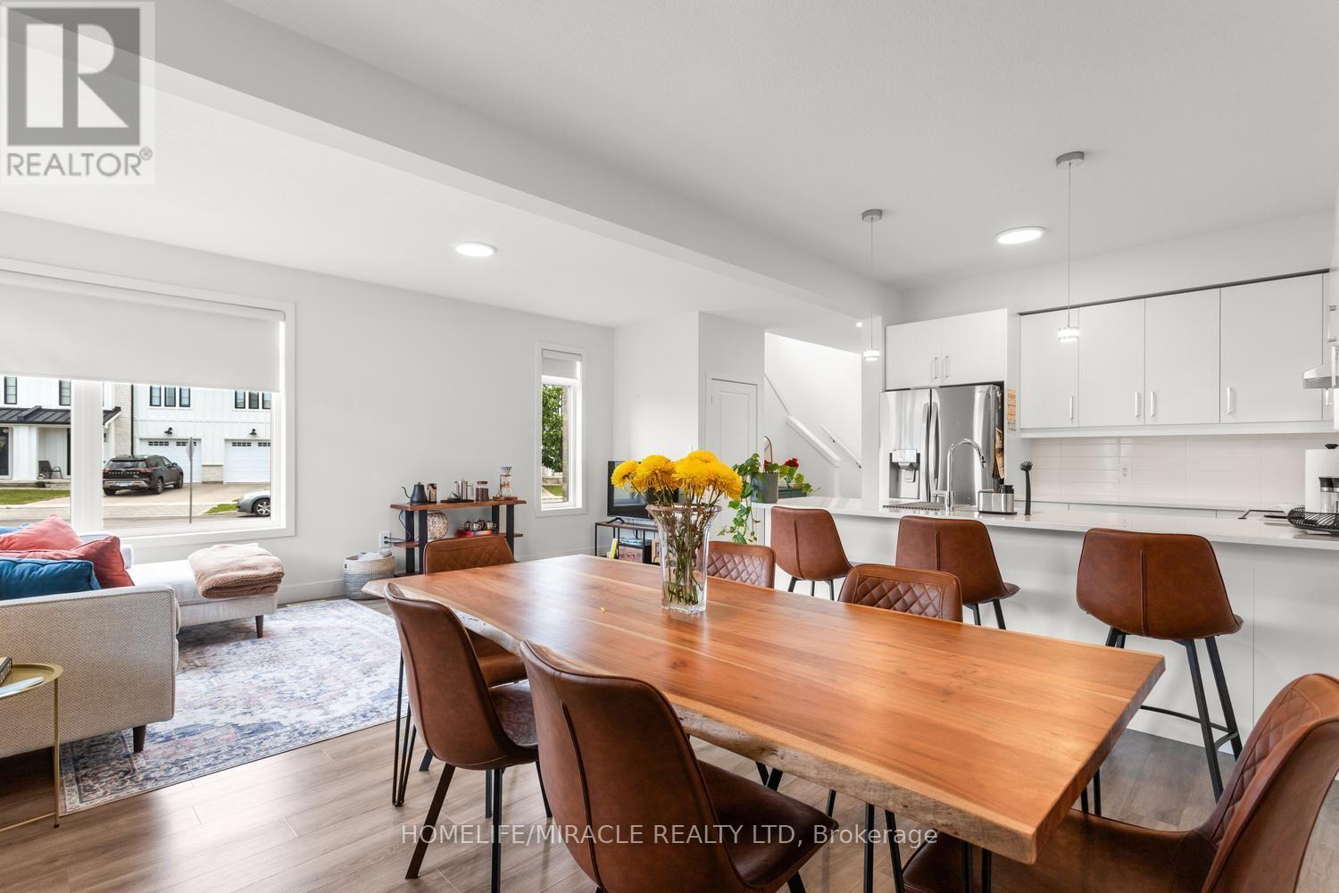 #38 3635 SOUTHBRIDGE AVENUE - 20