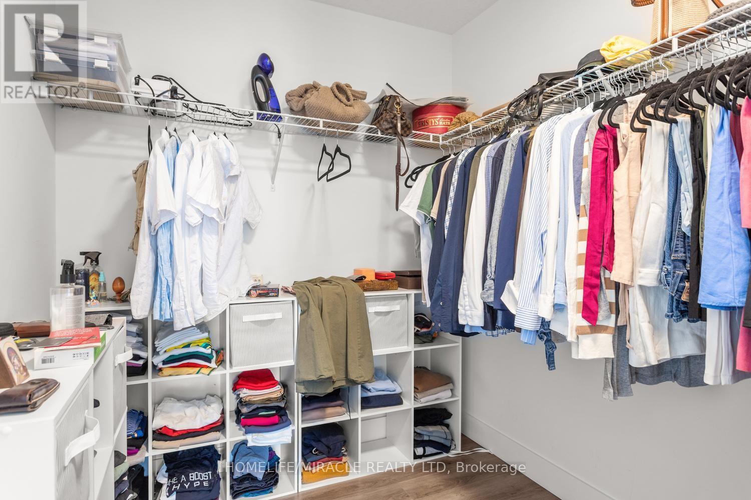 #38 3635 SOUTHBRIDGE AVENUE - 31