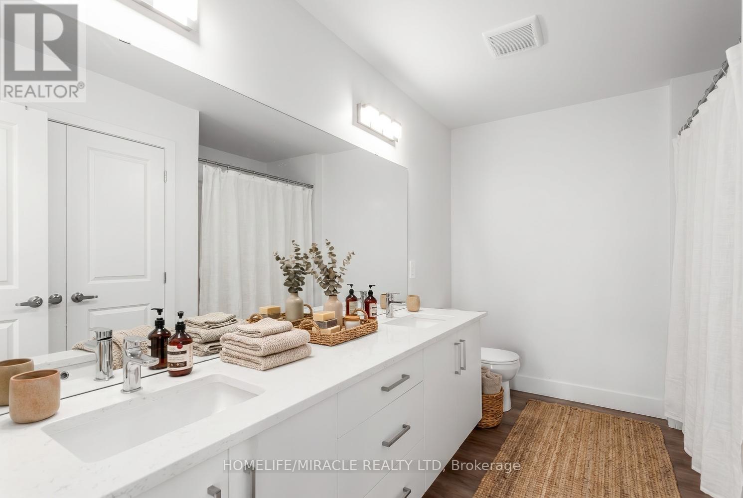 #38 3635 SOUTHBRIDGE AVENUE - 35