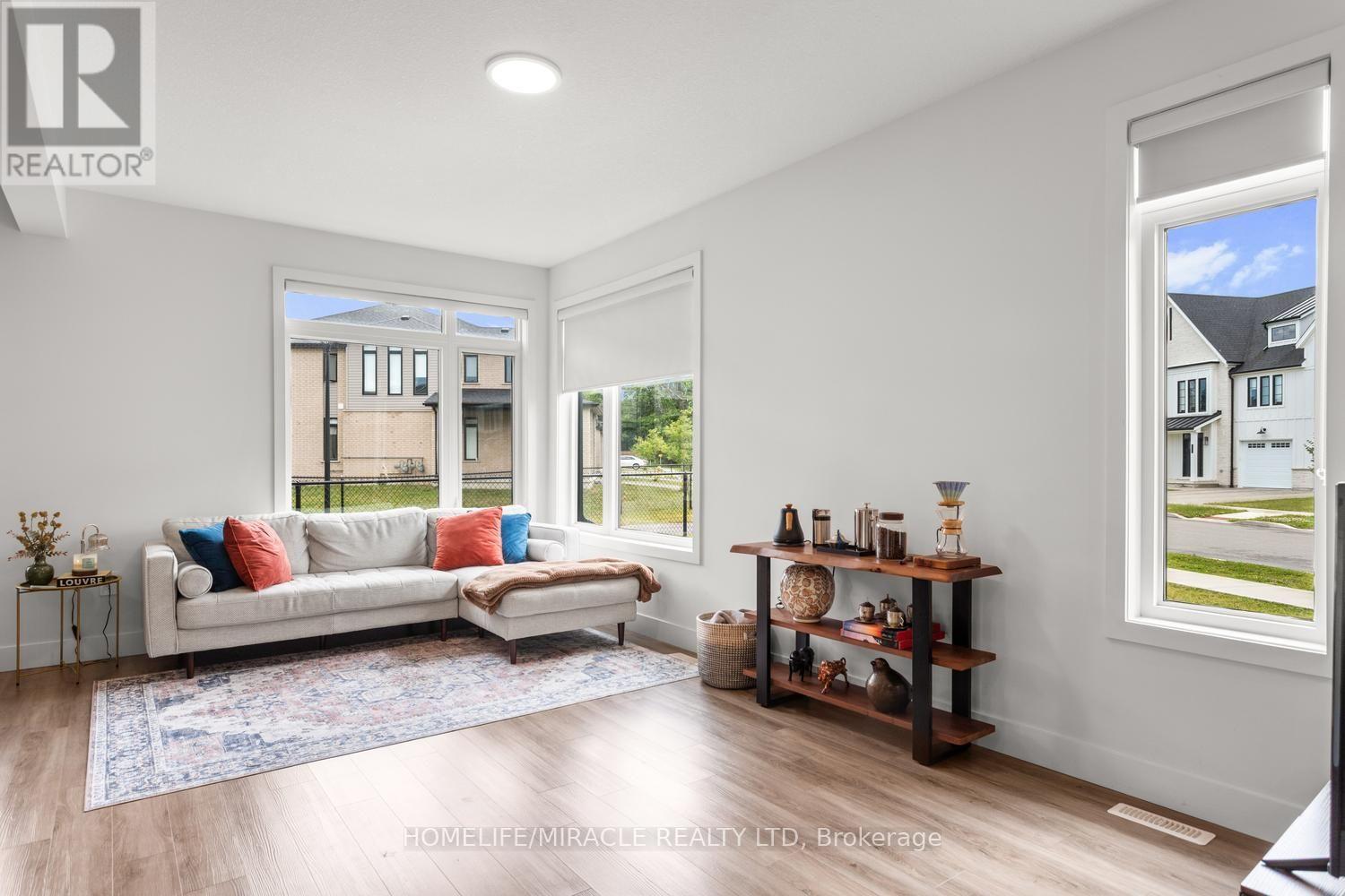 #38 3635 SOUTHBRIDGE AVENUE - 9
