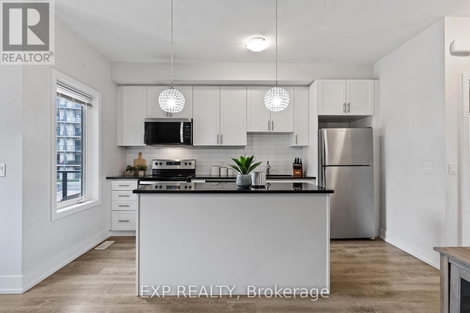 #6 115 SHOREVIEW PLACE - 8