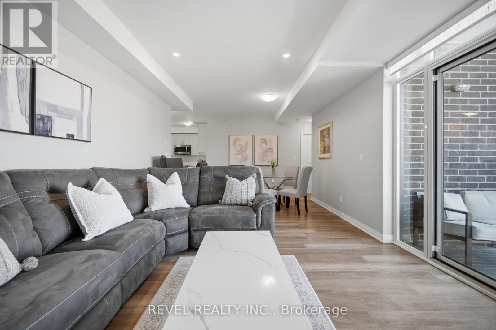 #214 5 HAMILTON STREET N - Image 14