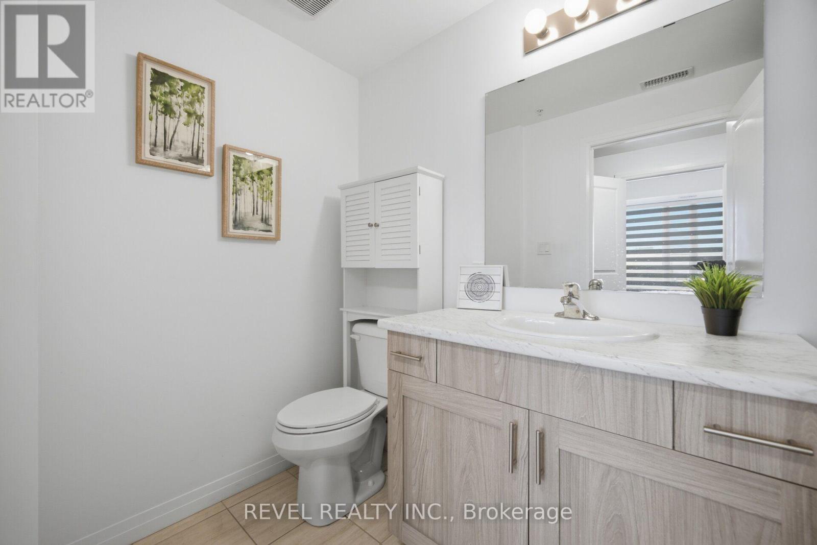 #214 5 HAMILTON STREET N - Image 19