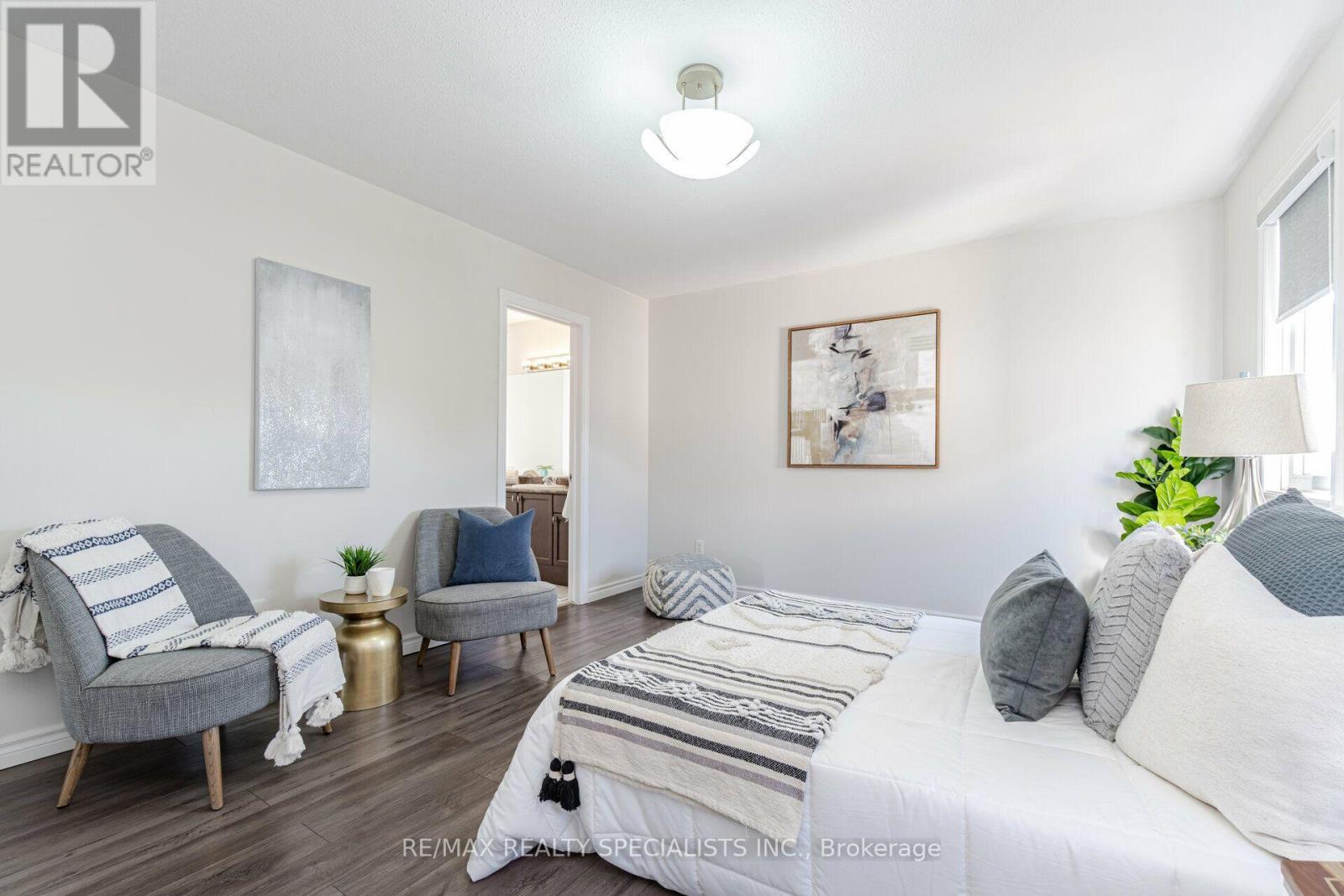 1435 MICKLEBOROUGH DRIVE - 31