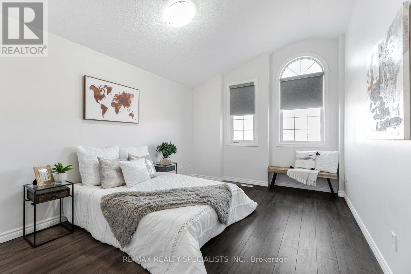 1435 MICKLEBOROUGH DRIVE - 36