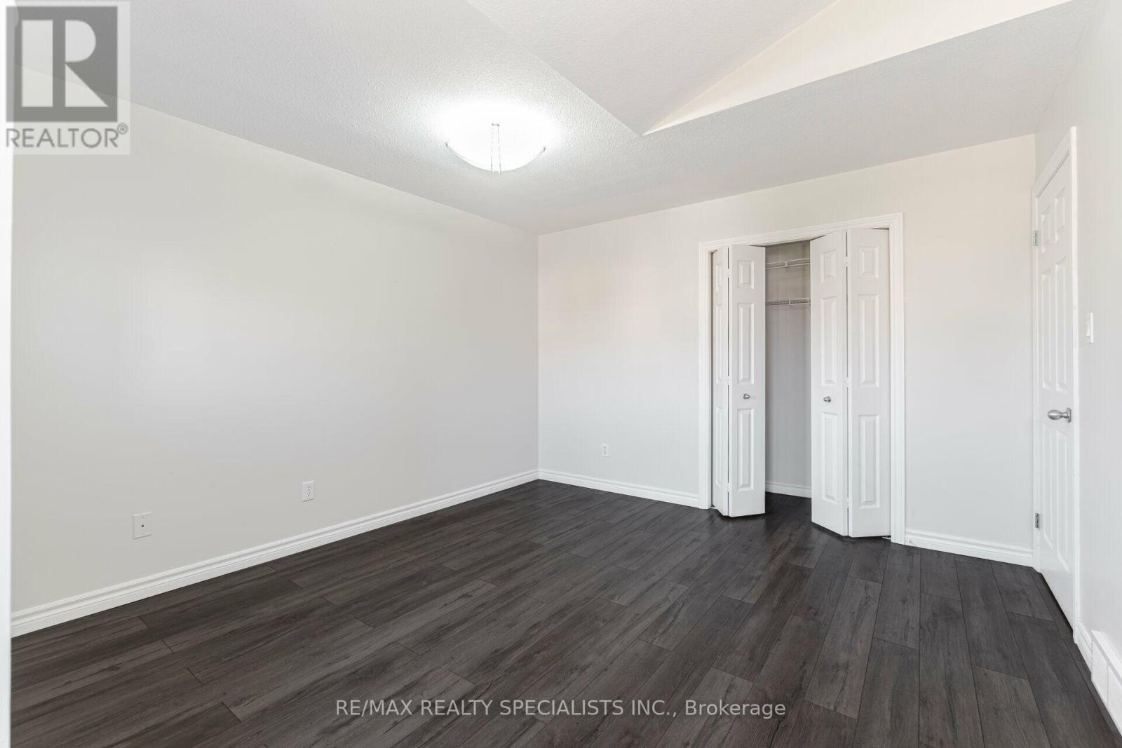 1435 MICKLEBOROUGH DRIVE - 39