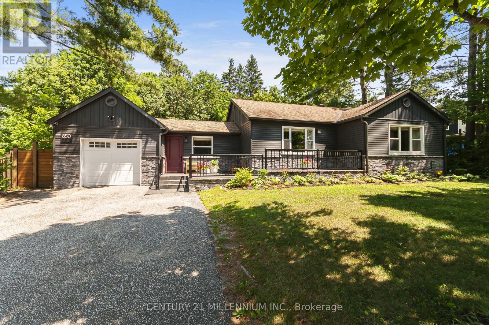 850 MUSKOKA ROAD N - 1