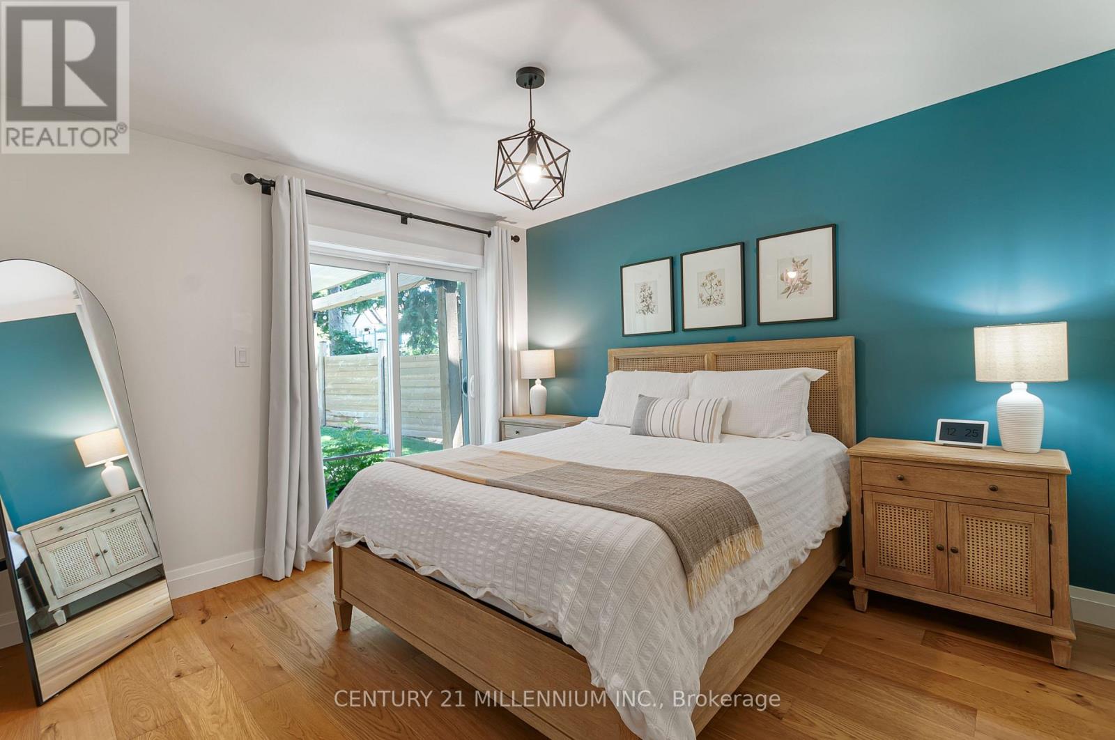 850 MUSKOKA ROAD N - 10