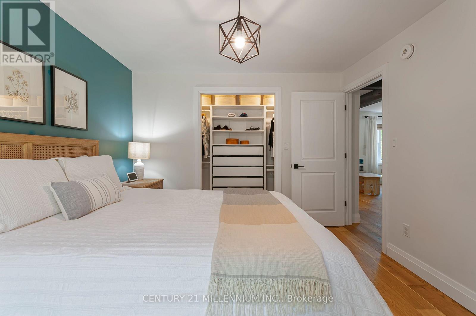850 MUSKOKA ROAD N - 12