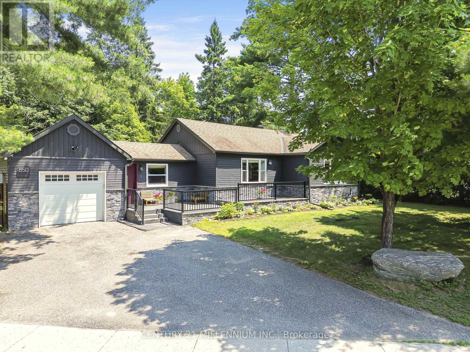 850 MUSKOKA ROAD N - 25