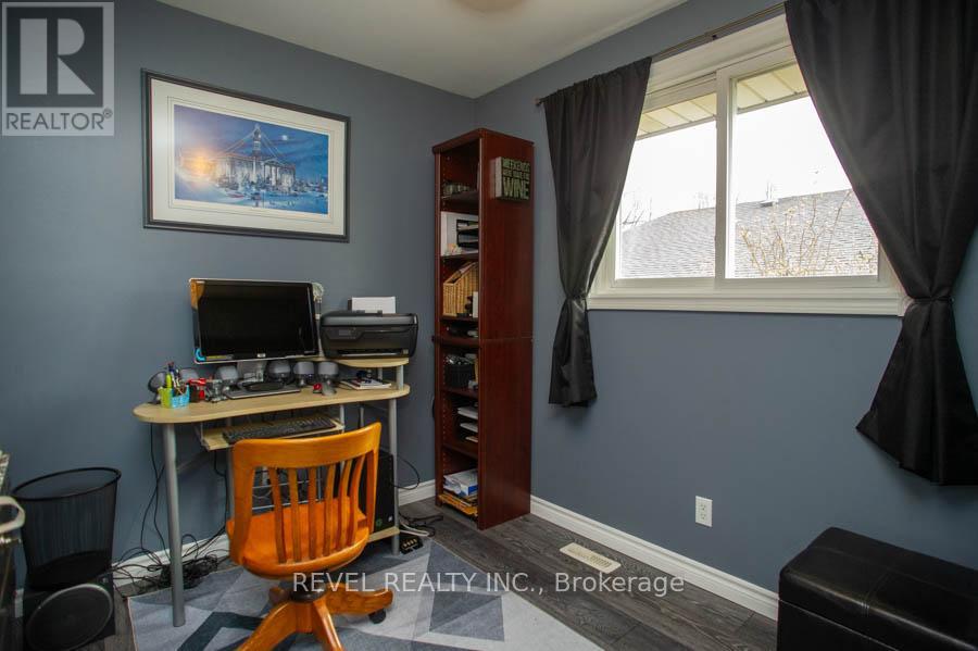102 CENTURY HILL DRIVE - 16