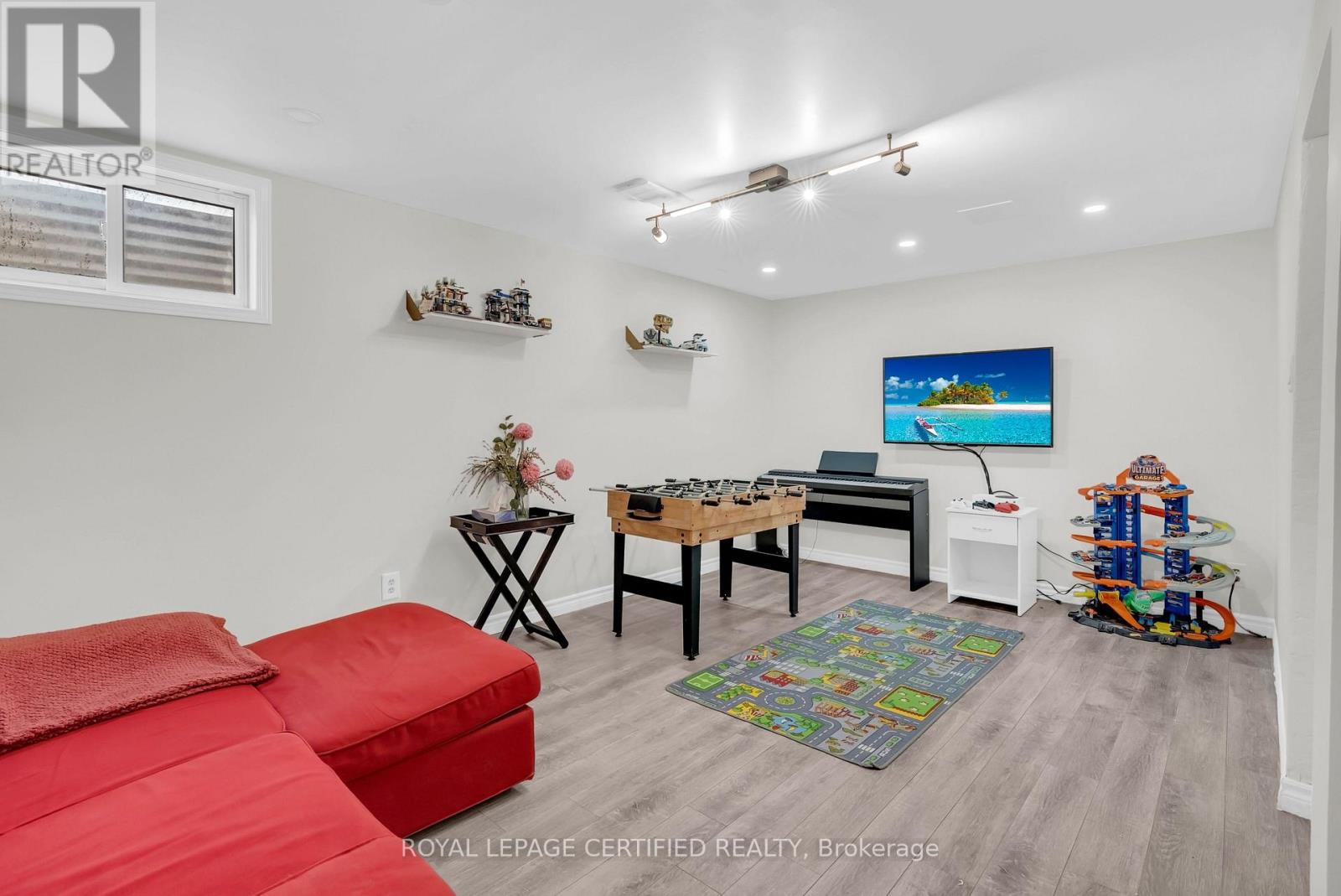 #43 11 HARRISFORD STREET - 37