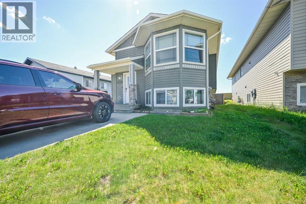 7018 90 Street - 1