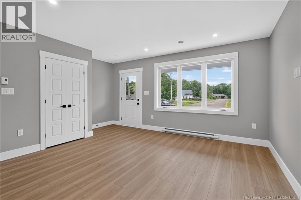 35 Lauza Avenue - 16