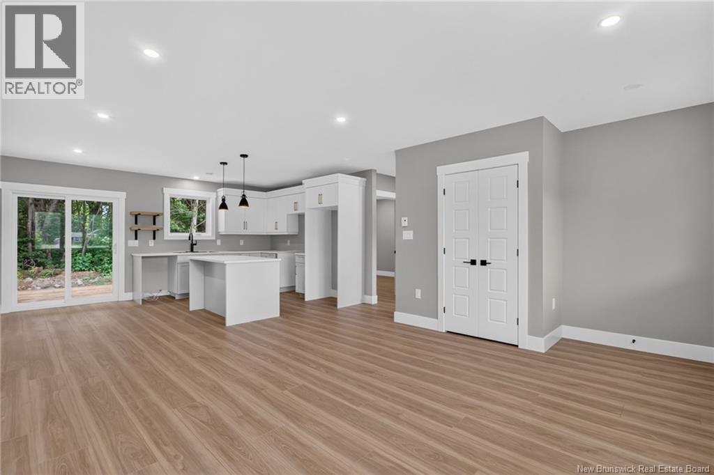 35 Lauza Avenue - 8
