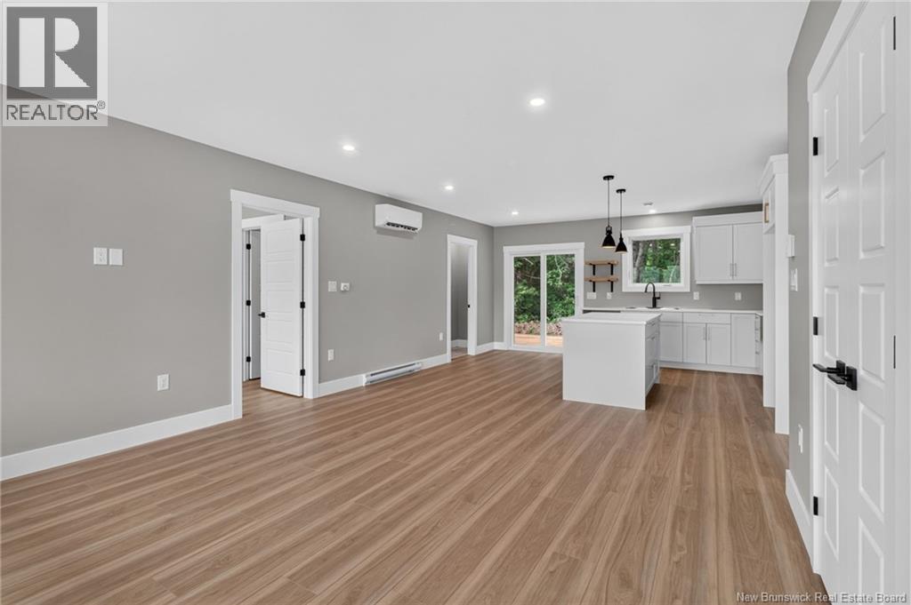 35 Lauza Avenue - 9