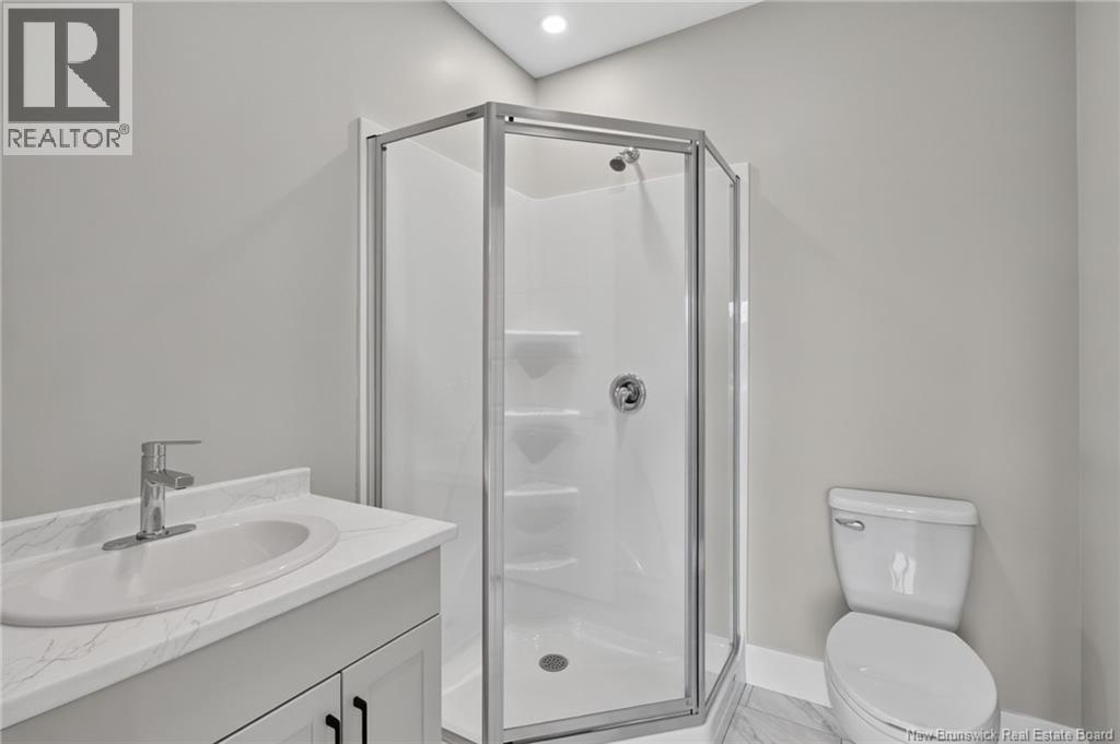 35 Lauza Avenue - 12