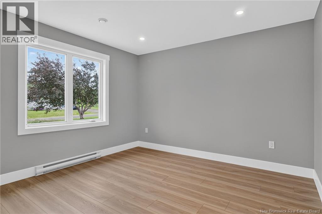 35 Lauza Avenue - 11