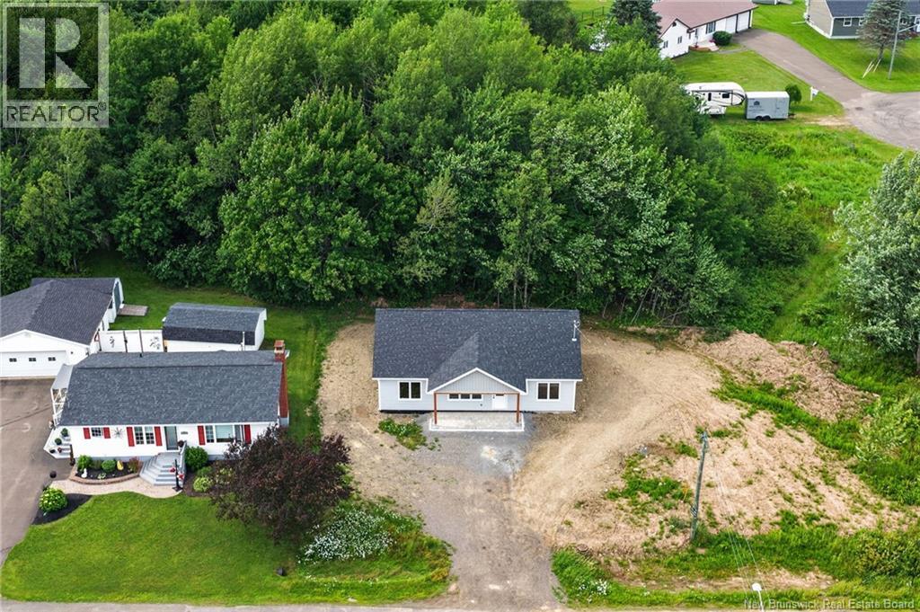 35 Lauza Avenue - 26