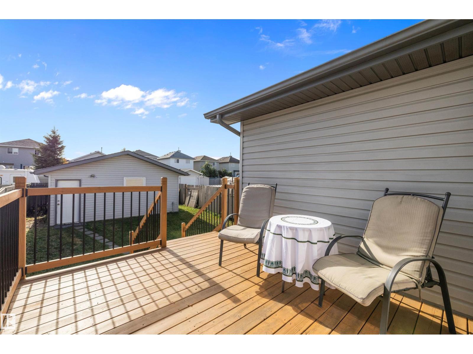 3019 33 AV NW - 24
