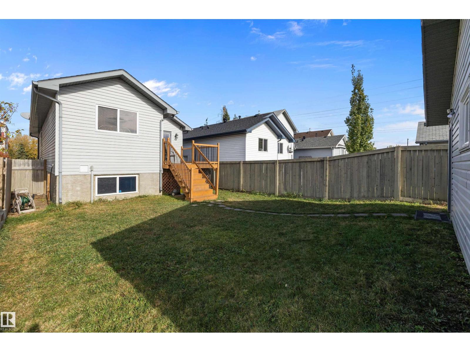 3019 33 AV NW - 28
