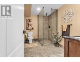 15 Gibson Drive, Tillsonburg, ON N4G5G4 Photo 32