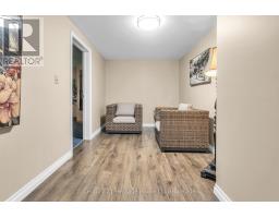 15 Gibson Drive, Tillsonburg, ON N4G5G4 Photo 34