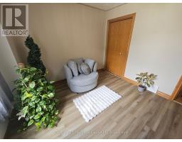 15 Gibson Drive, Tillsonburg, ON N4G5G4 Photo 26