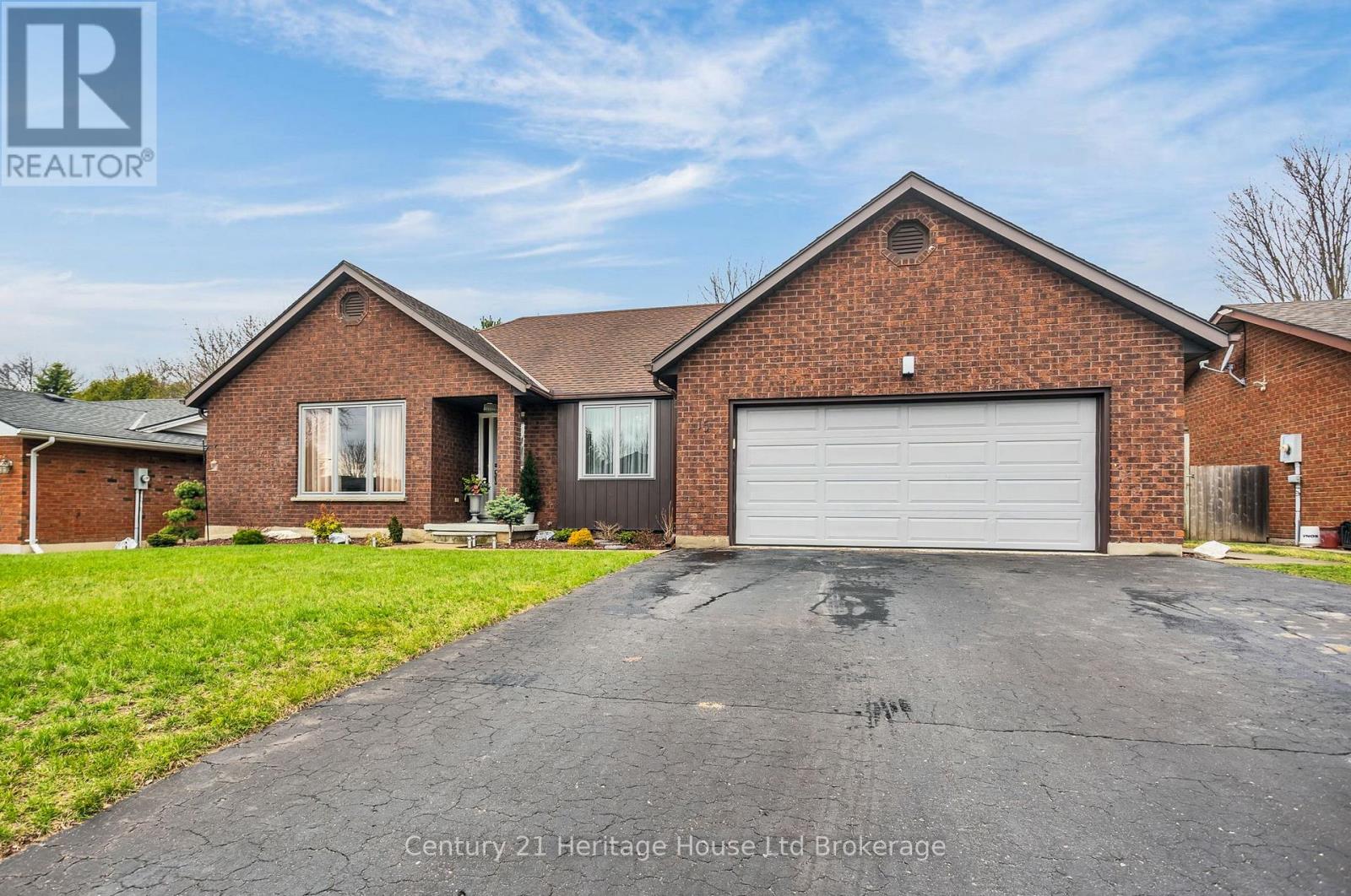 15 GIBSON DRIVE - 40