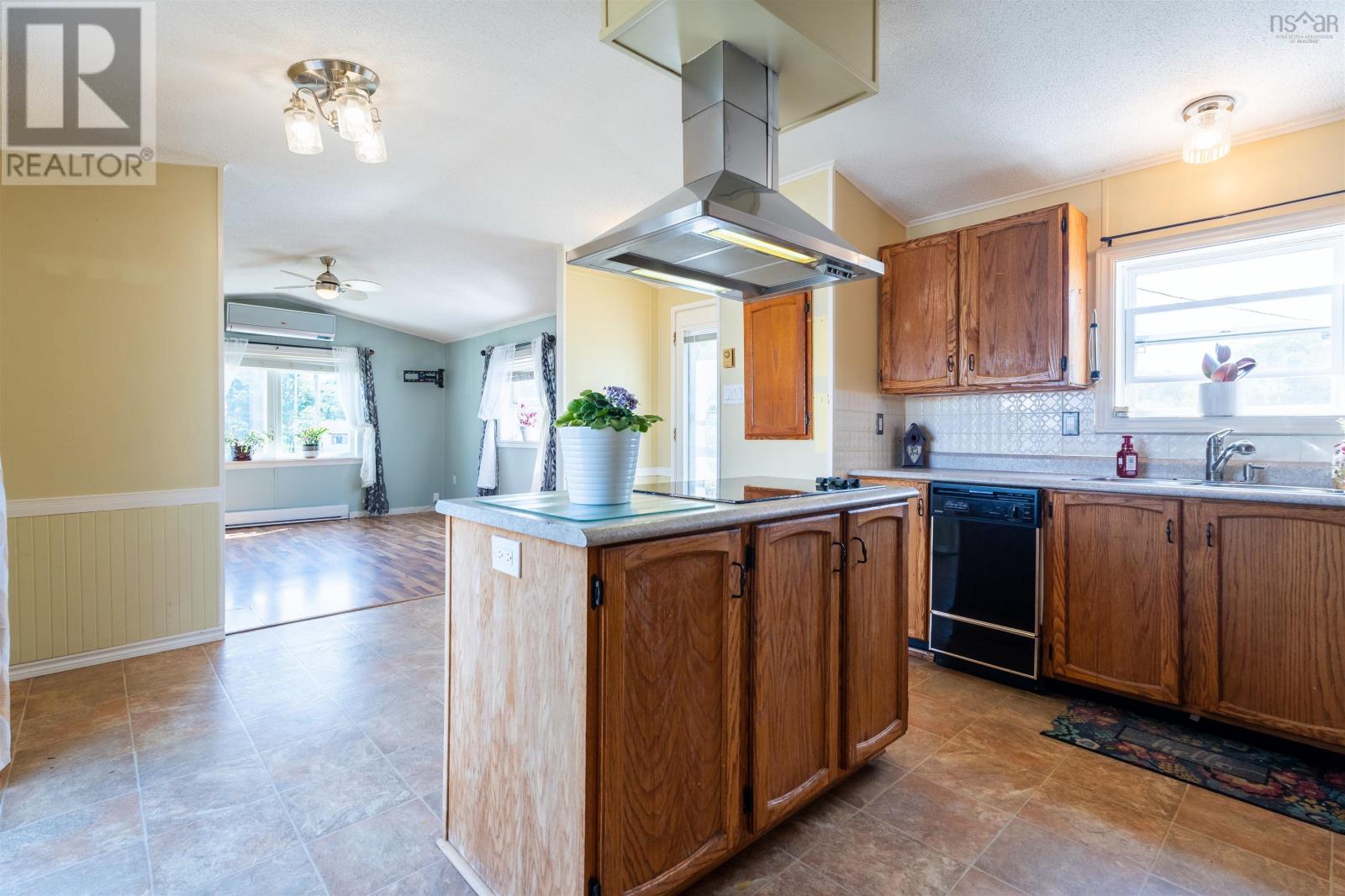 12 Matheson Drive - 18