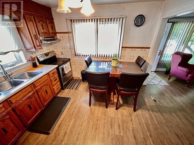 111 Estelle ST - 12