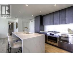 807, 46 9 Street NE - photo 2