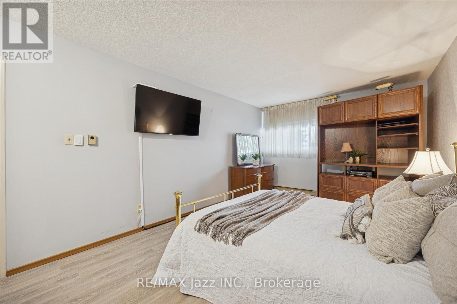 #102 120 ELGIN STREET W - 15