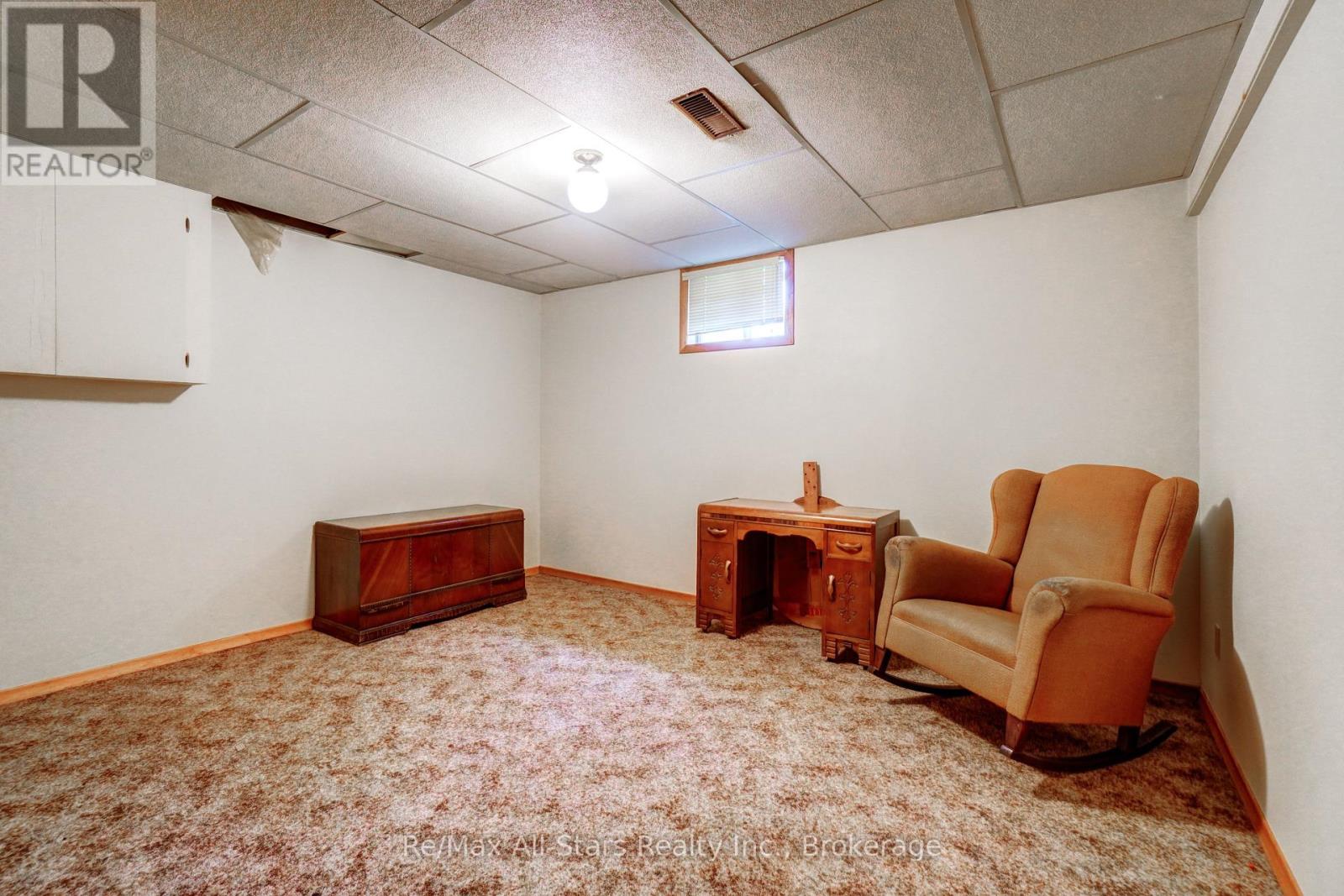 25 MADILL CRESCENT - 22