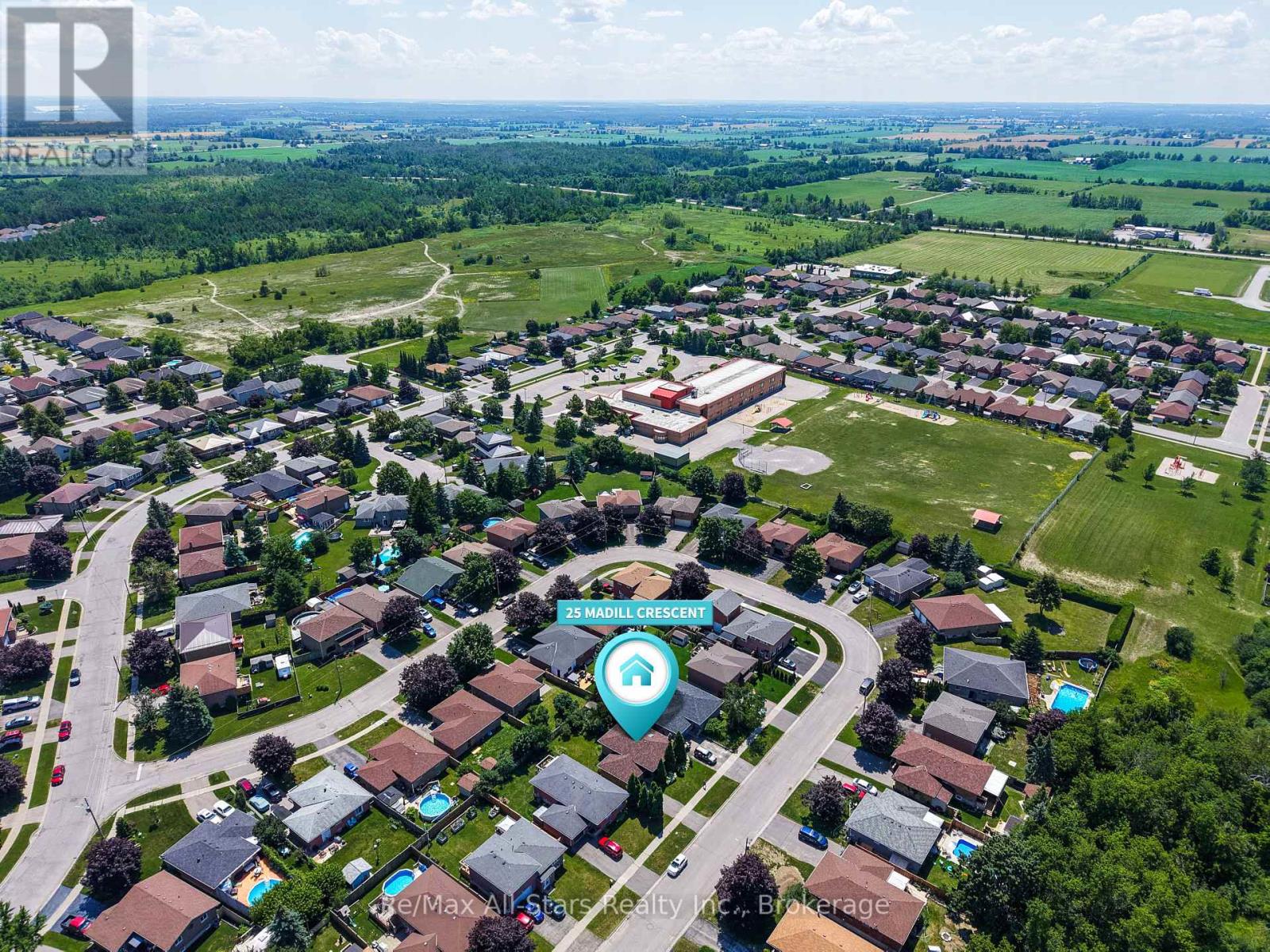 25 MADILL CRESCENT - 36