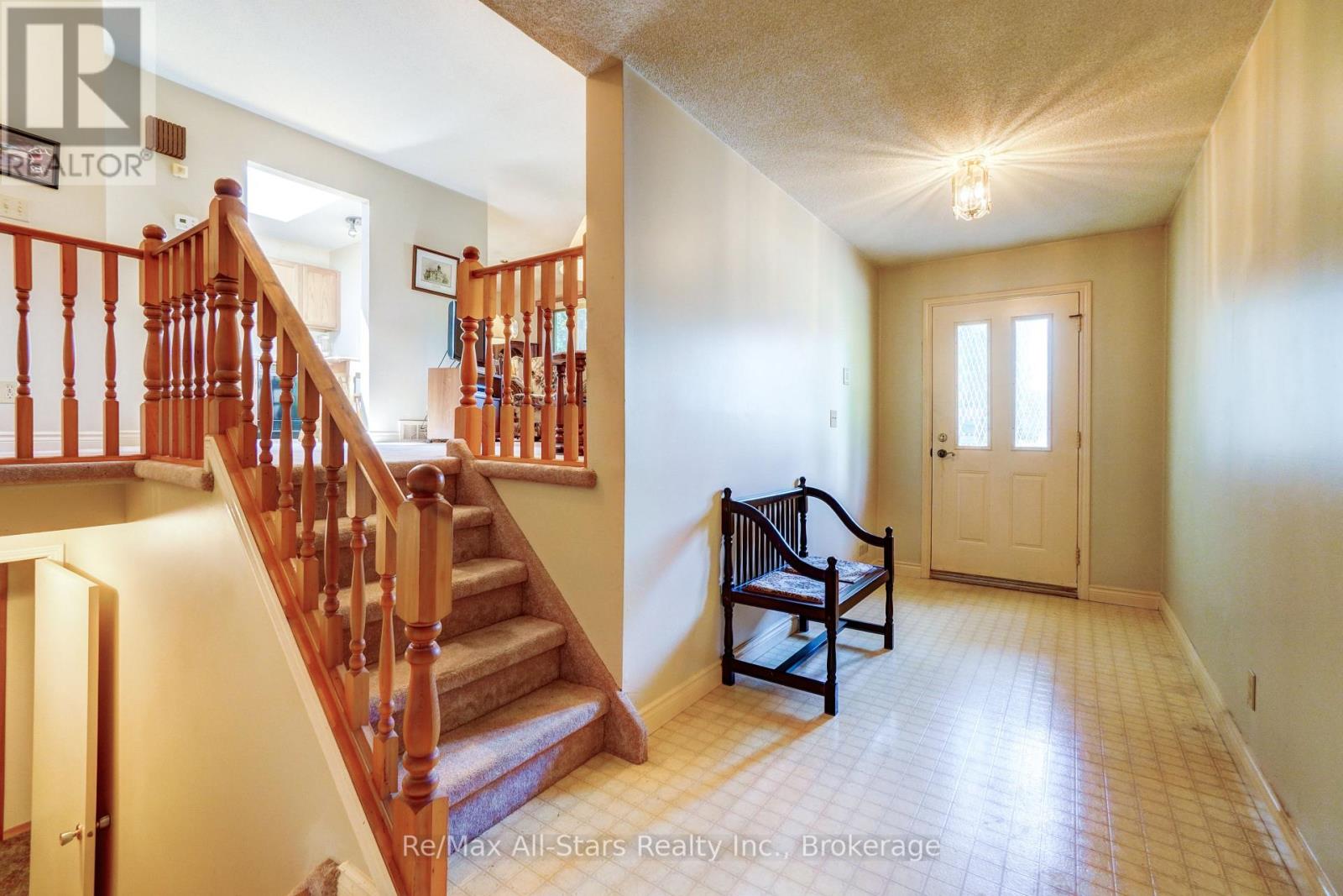 25 MADILL CRESCENT - 4