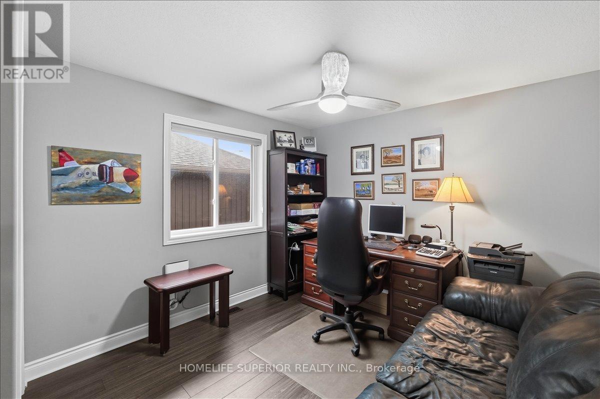 54 ASPEN DRIVE - 15