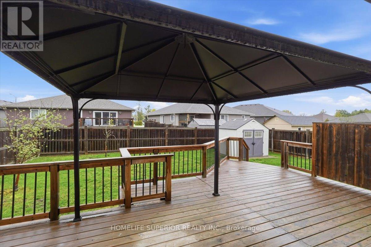 54 ASPEN DRIVE - 23