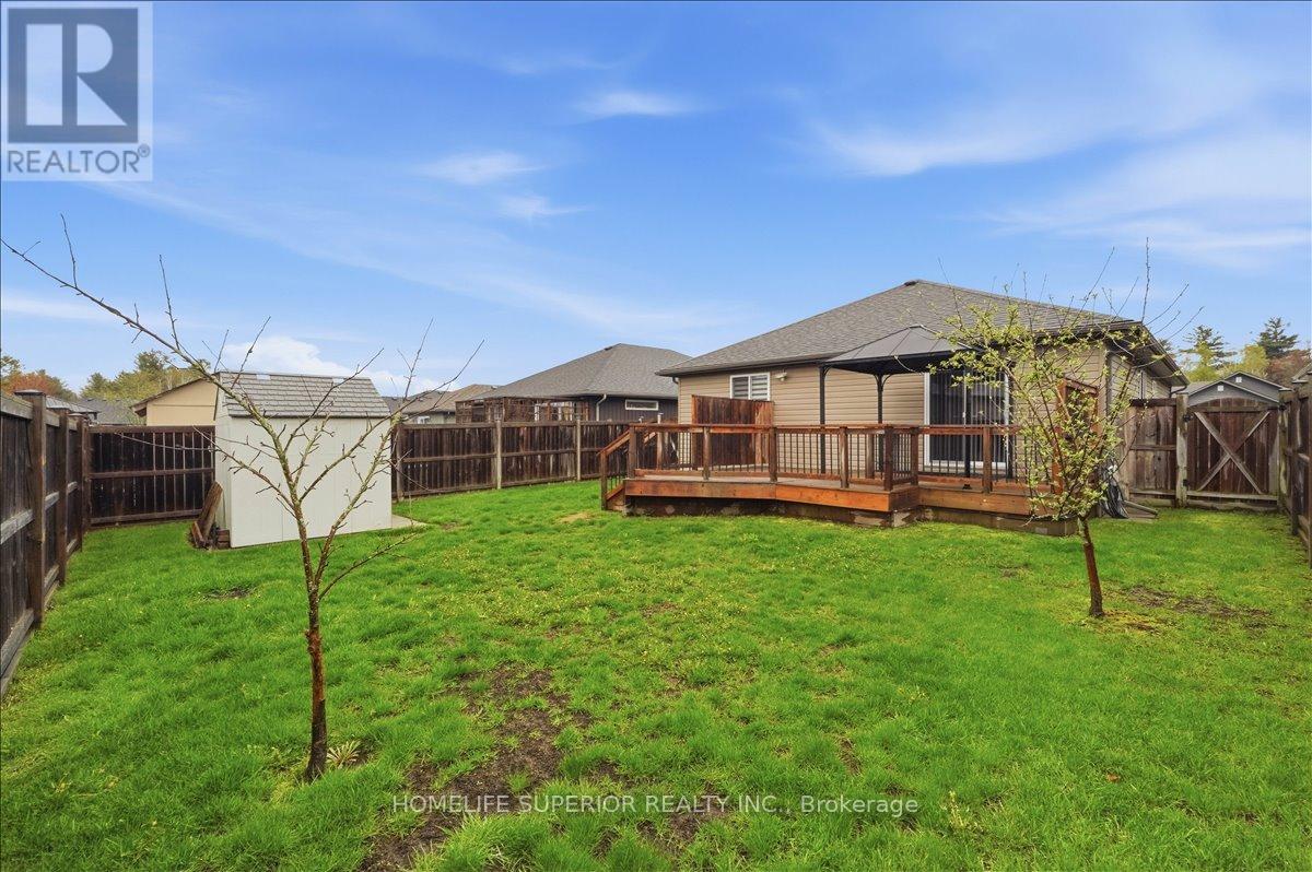 54 ASPEN DRIVE - 25