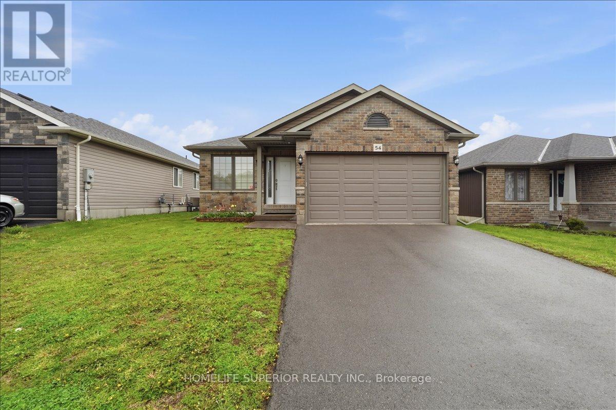 54 ASPEN DRIVE - 3
