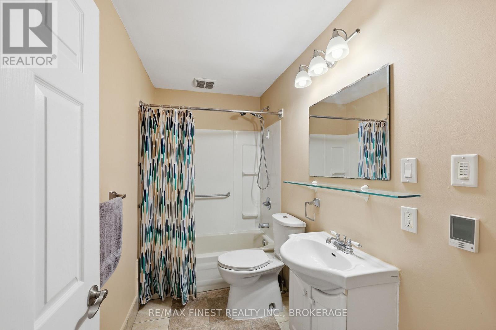3007 PRINCESS STREET - 21