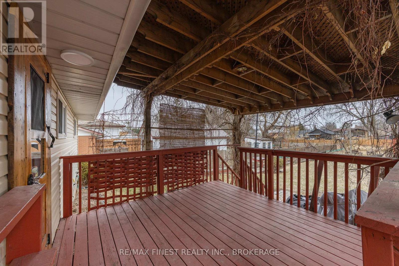 3007 PRINCESS STREET - 40