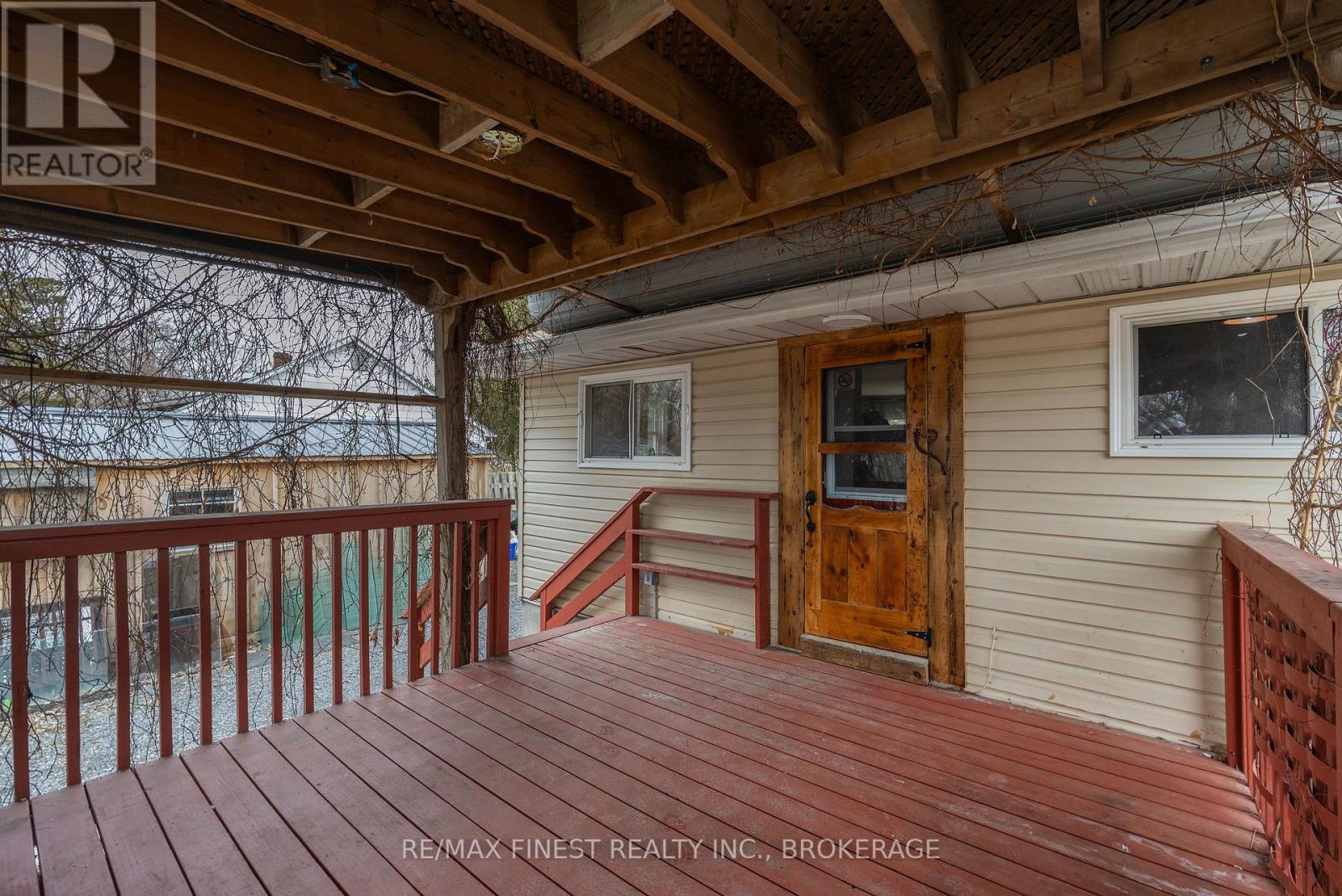 3007 PRINCESS STREET - 41