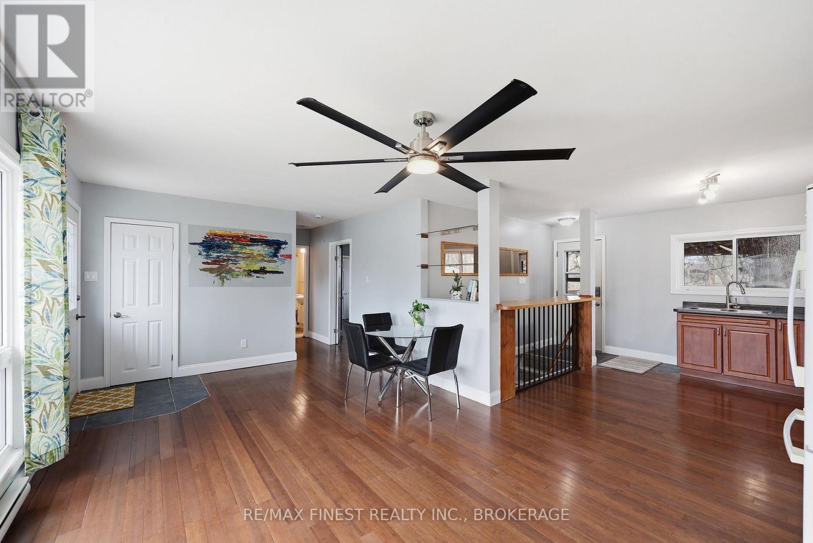 3007 PRINCESS STREET - 8