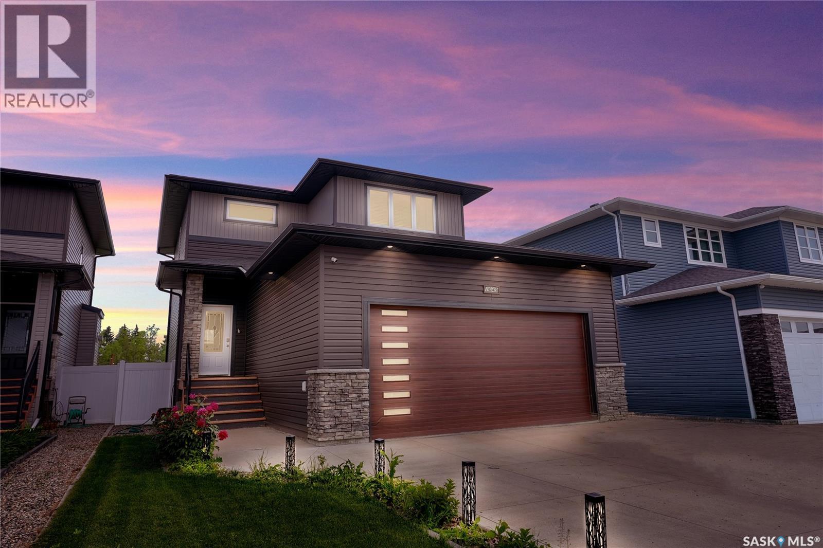 1049 Maplewood DRIVE - Image 52