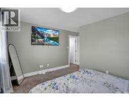 1049 Maplewood Drive, Moose Jaw, SK S6J0B6 Photo 24