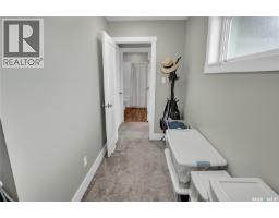 1049 Maplewood Drive, Moose Jaw, SK S6J0B6 Photo 26