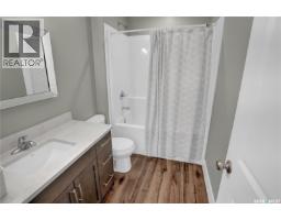 1049 Maplewood Drive, Moose Jaw, SK S6J0B6 Photo 27