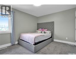 1049 Maplewood Drive, Moose Jaw, SK S6J0B6 Photo 30